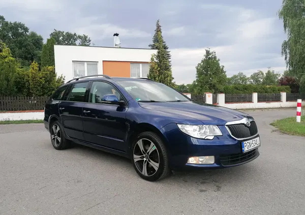 skoda gniezno Skoda Superb cena 29999 przebieg: 218000, rok produkcji 2010 z Gniezno